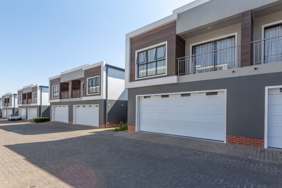 3 Bedroom Property for Sale in Sunninghill Gauteng