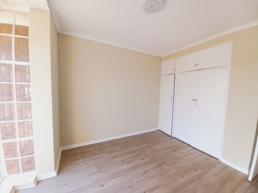 2 Bedroom Property for Sale in Symhurst Gauteng