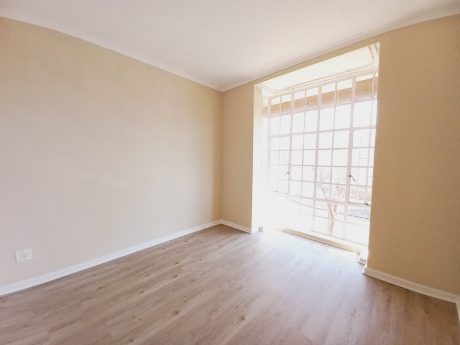 2 Bedroom Property for Sale in Symhurst Gauteng
