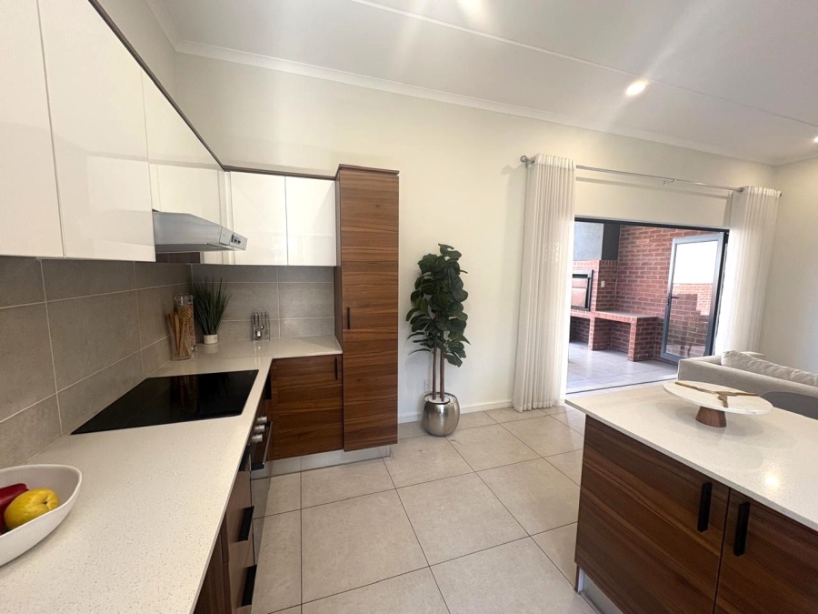3 Bedroom Property for Sale in Sunninghill Gauteng
