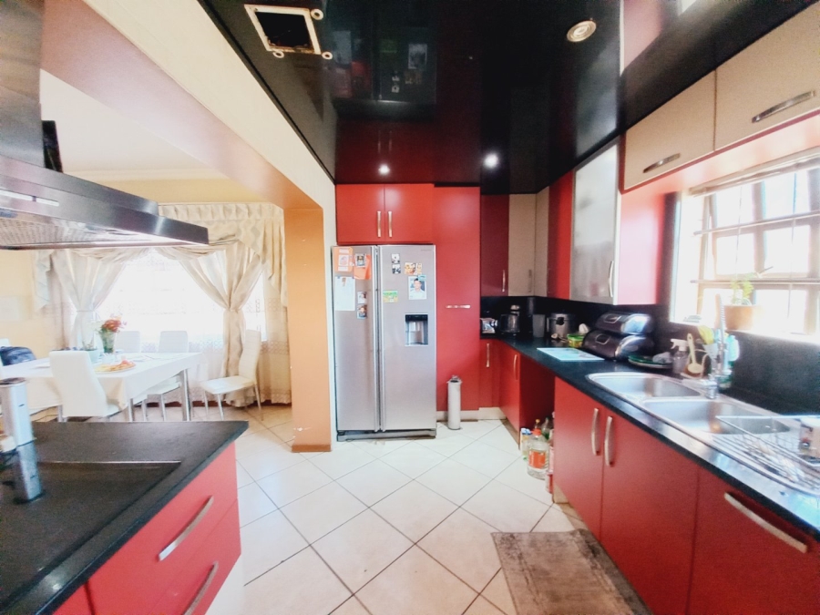 4 Bedroom Property for Sale in Solheim Gauteng