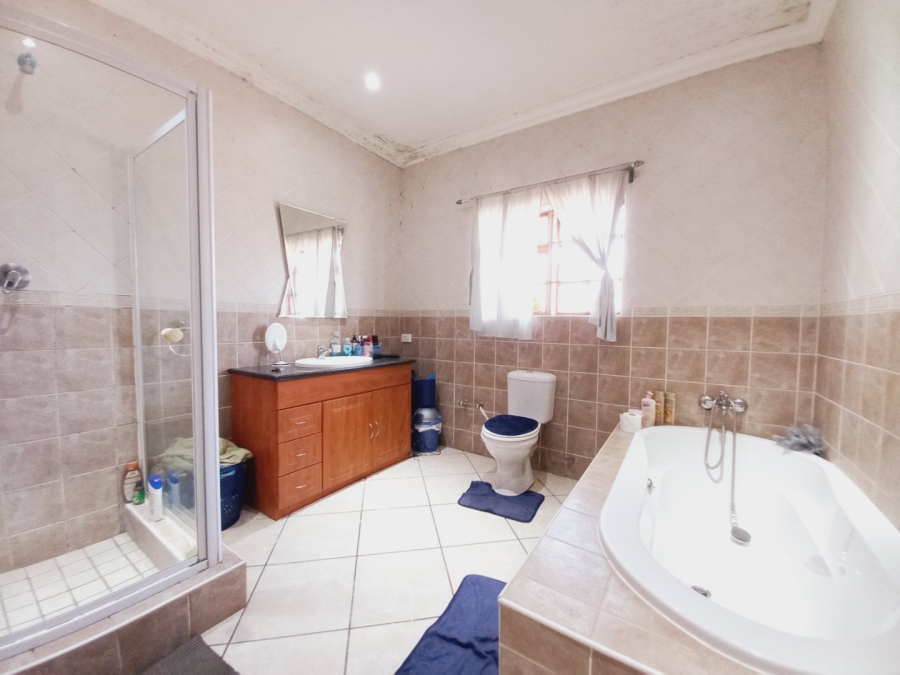 4 Bedroom Property for Sale in Solheim Gauteng
