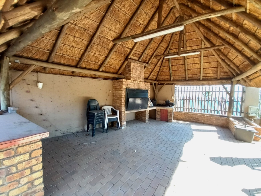 4 Bedroom Property for Sale in Solheim Gauteng