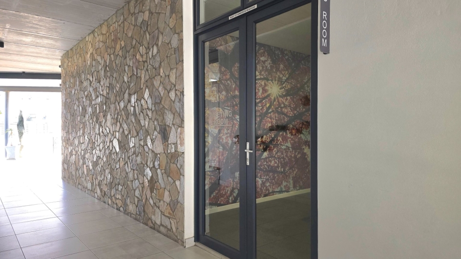 To Let 1 Bedroom Property for Rent in Crowthorne AH Gauteng