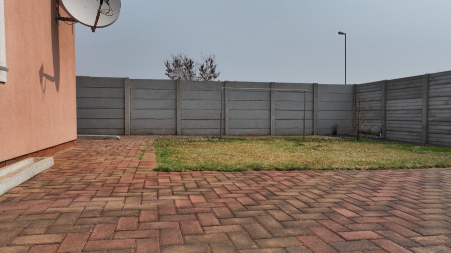 3 Bedroom Property for Sale in Sky City Gauteng