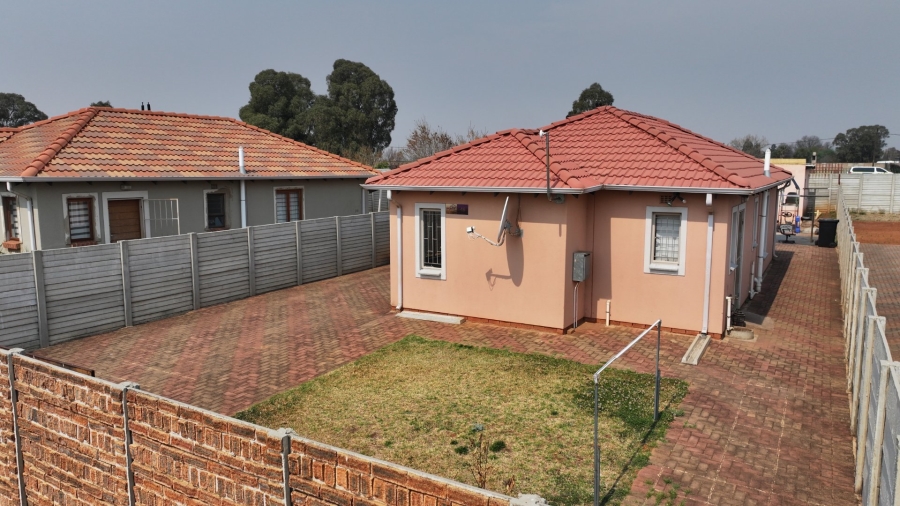 3 Bedroom Property for Sale in Sky City Gauteng