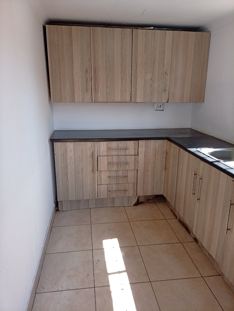 16 Bedroom Property for Sale in Brixton Gauteng