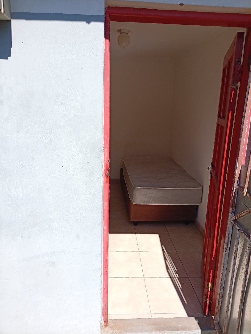16 Bedroom Property for Sale in Brixton Gauteng