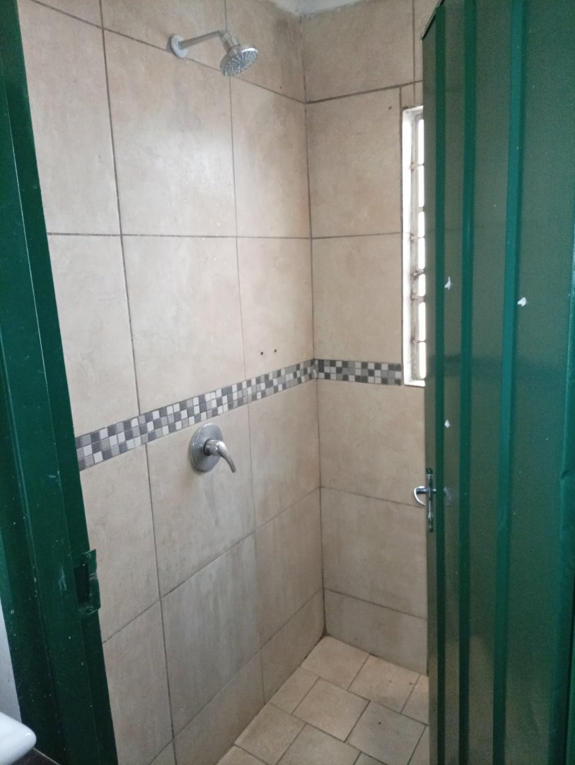 16 Bedroom Property for Sale in Brixton Gauteng