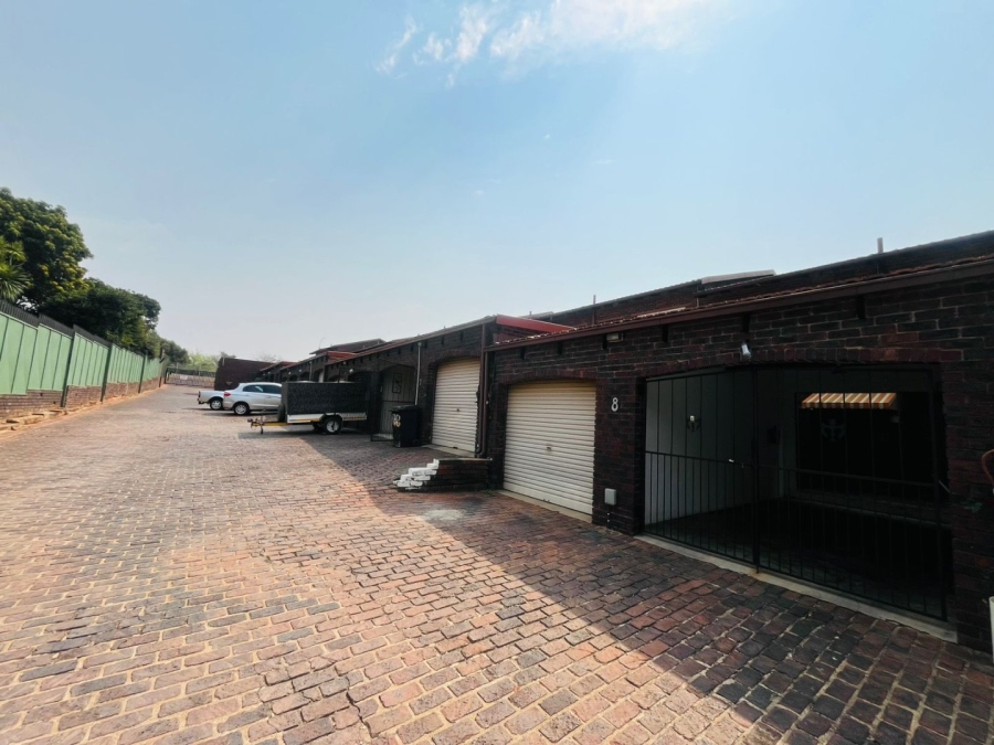 3 Bedroom Property for Sale in Fairland Gauteng