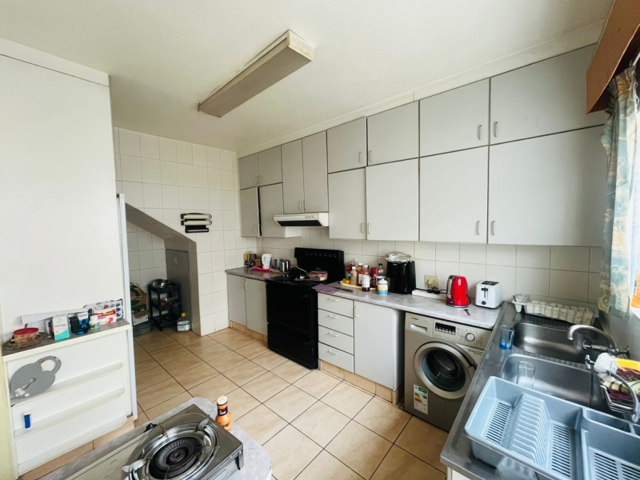 3 Bedroom Property for Sale in Fairland Gauteng