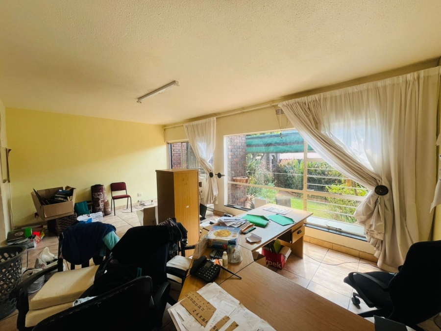 3 Bedroom Property for Sale in Fairland Gauteng