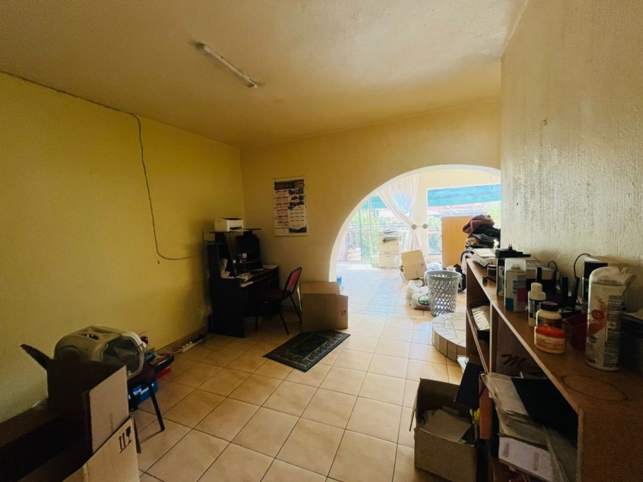 3 Bedroom Property for Sale in Fairland Gauteng
