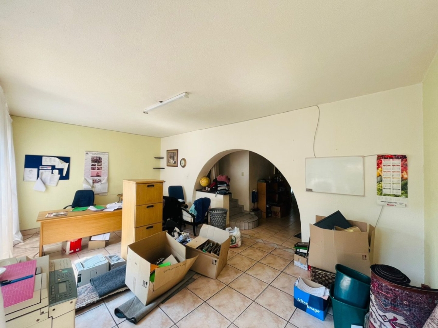 3 Bedroom Property for Sale in Fairland Gauteng