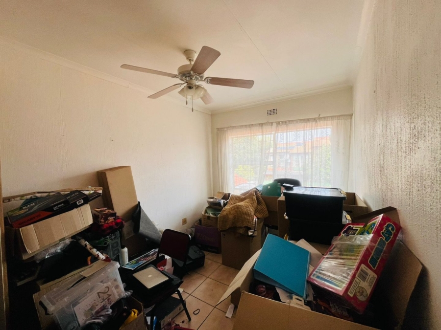 3 Bedroom Property for Sale in Fairland Gauteng