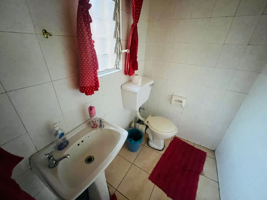 3 Bedroom Property for Sale in Fairland Gauteng
