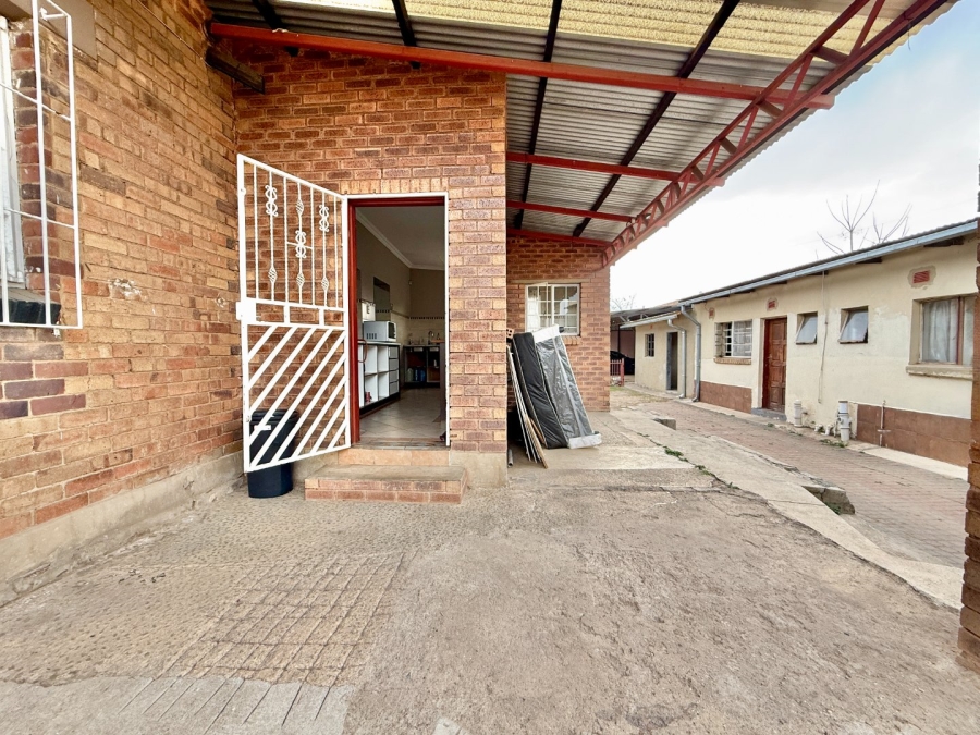 10 Bedroom Property for Sale in Kenilworth Gauteng