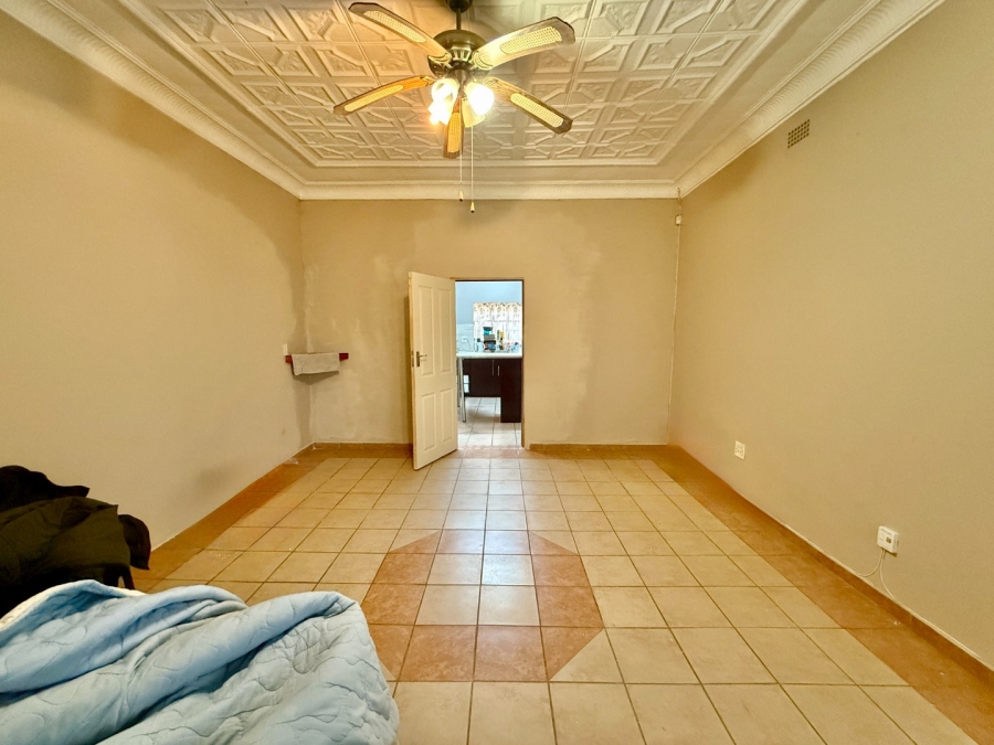 10 Bedroom Property for Sale in Kenilworth Gauteng