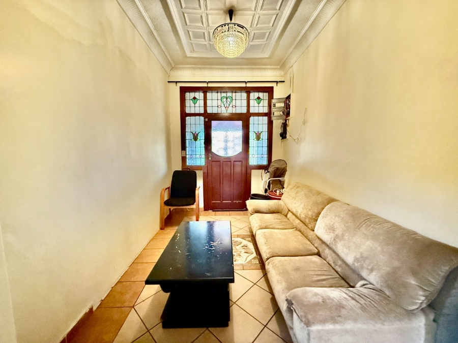 10 Bedroom Property for Sale in Kenilworth Gauteng