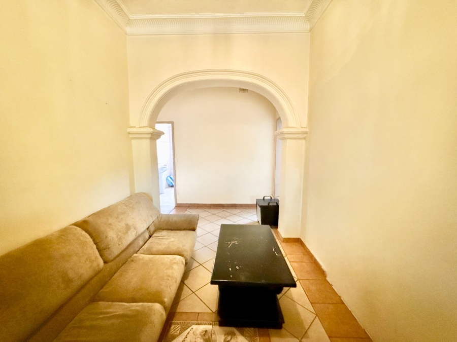 10 Bedroom Property for Sale in Kenilworth Gauteng