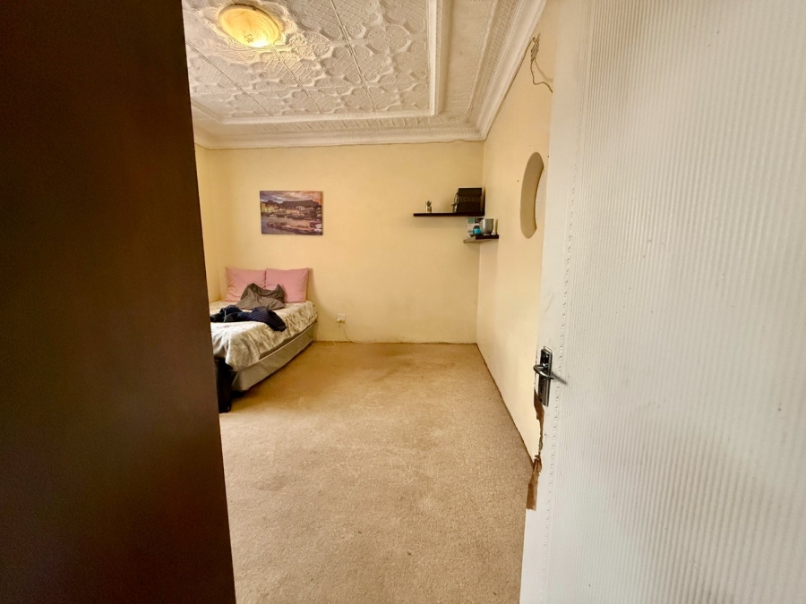 10 Bedroom Property for Sale in Kenilworth Gauteng