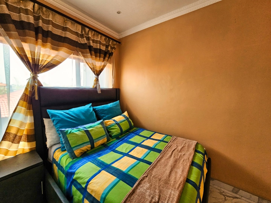 5 Bedroom Property for Sale in Helderwyk Gauteng