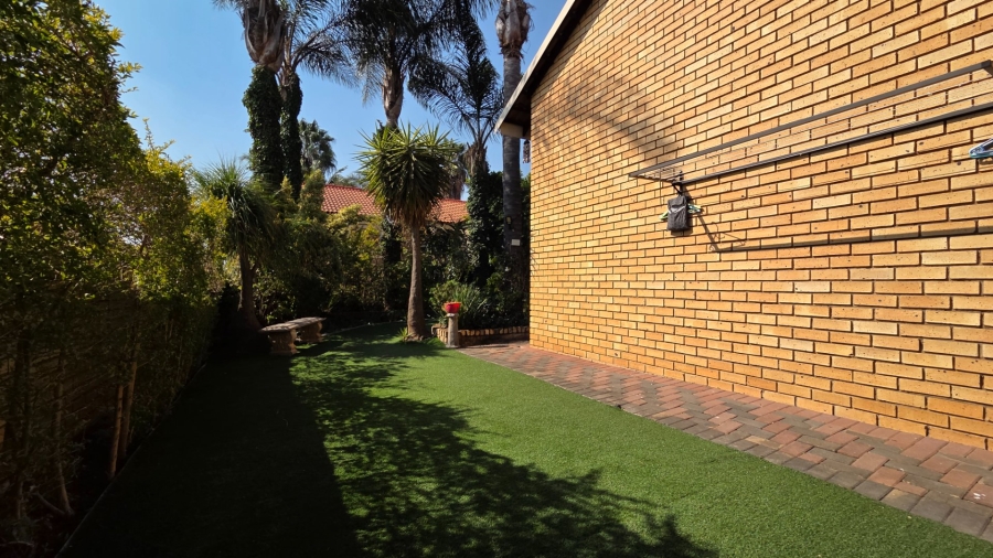 3 Bedroom Property for Sale in Amberfield Gauteng