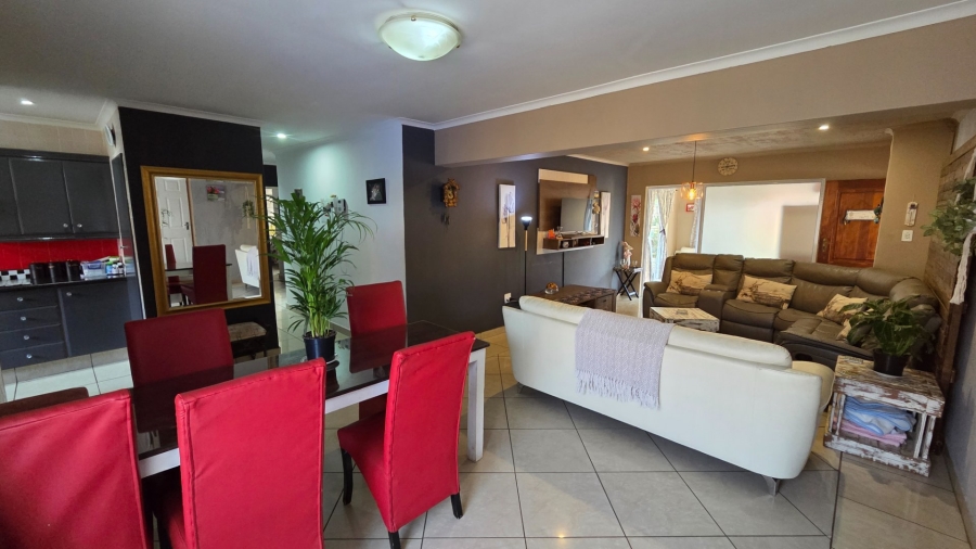 3 Bedroom Property for Sale in Amberfield Gauteng