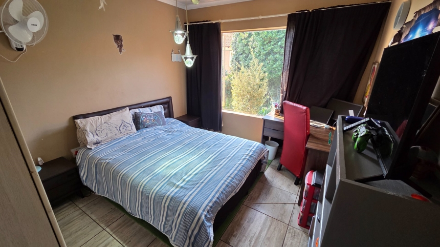 3 Bedroom Property for Sale in Amberfield Gauteng