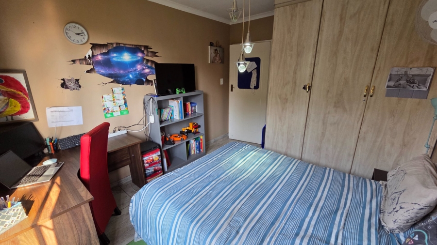 3 Bedroom Property for Sale in Amberfield Gauteng