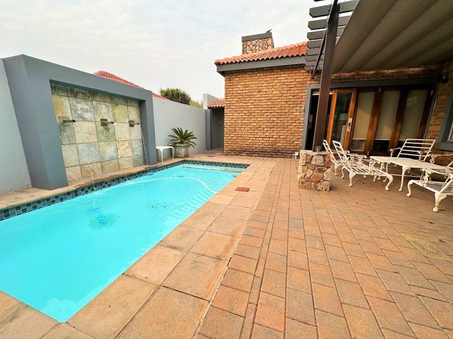 4 Bedroom Property for Sale in Clubview Gauteng