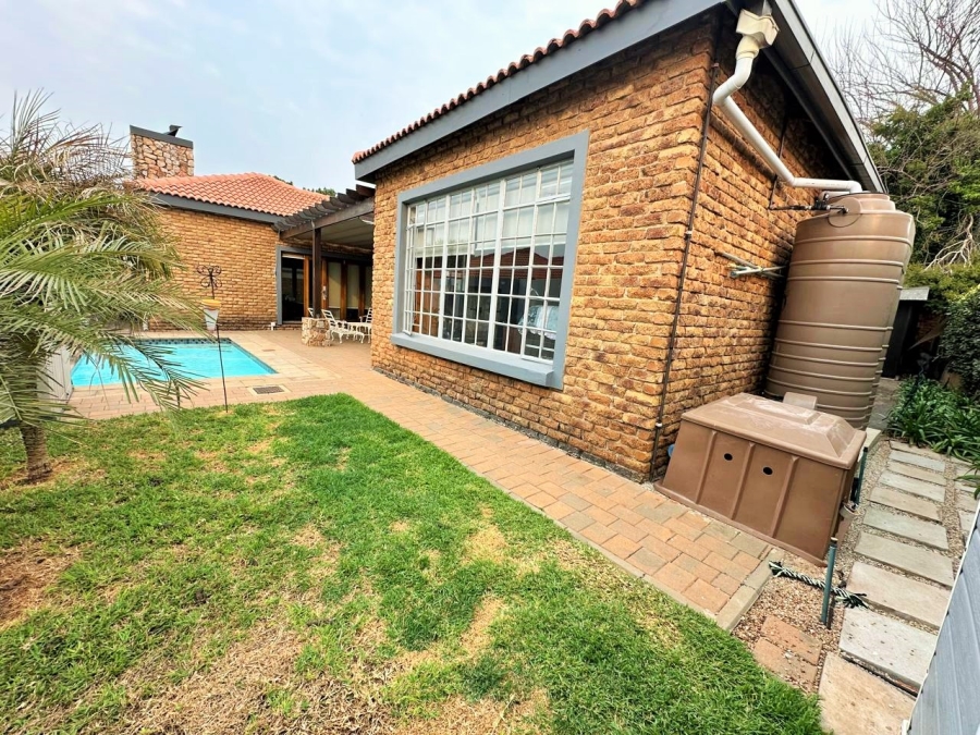 4 Bedroom Property for Sale in Clubview Gauteng