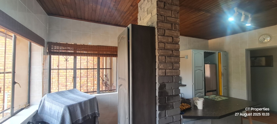 3 Bedroom Property for Sale in Parkdene Gauteng
