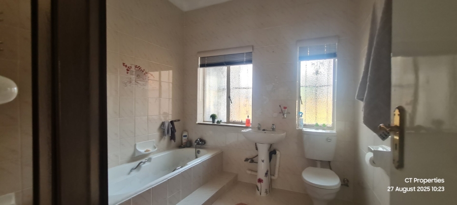 3 Bedroom Property for Sale in Parkdene Gauteng