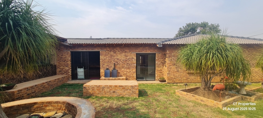 3 Bedroom Property for Sale in Parkdene Gauteng