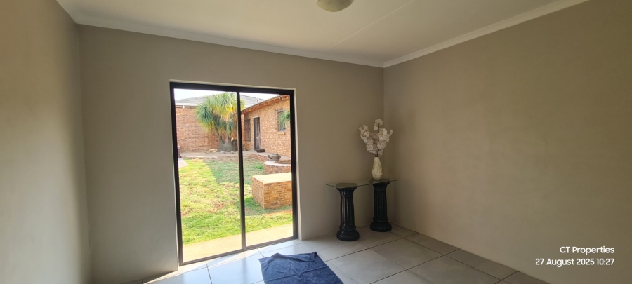 3 Bedroom Property for Sale in Parkdene Gauteng