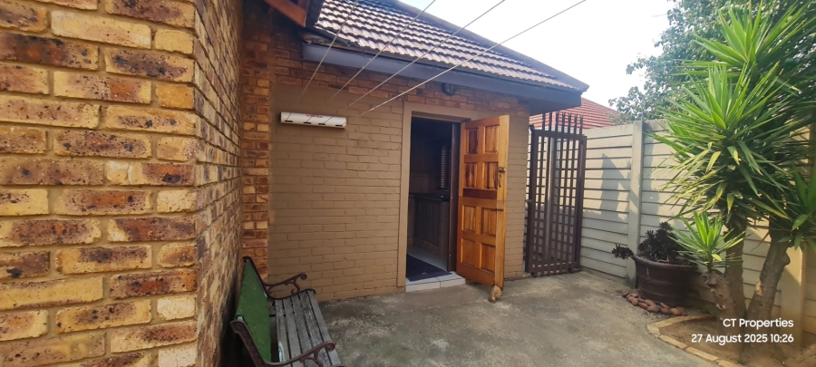 3 Bedroom Property for Sale in Parkdene Gauteng