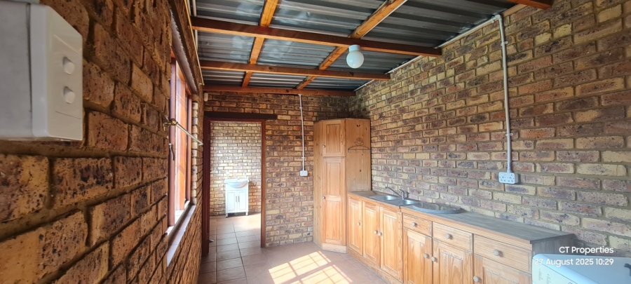 3 Bedroom Property for Sale in Parkdene Gauteng