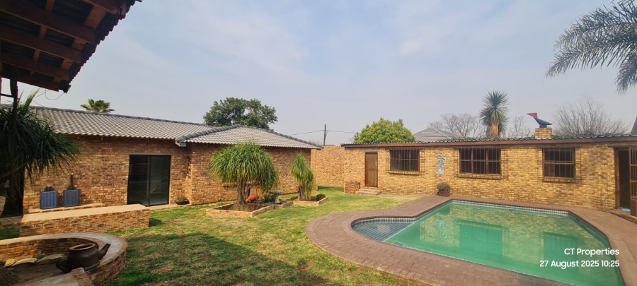 3 Bedroom Property for Sale in Parkdene Gauteng