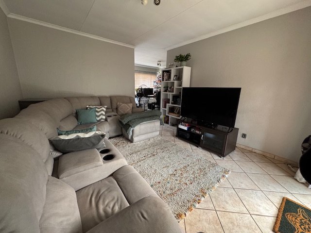 2 Bedroom Property for Sale in Amberfield Glen Gauteng