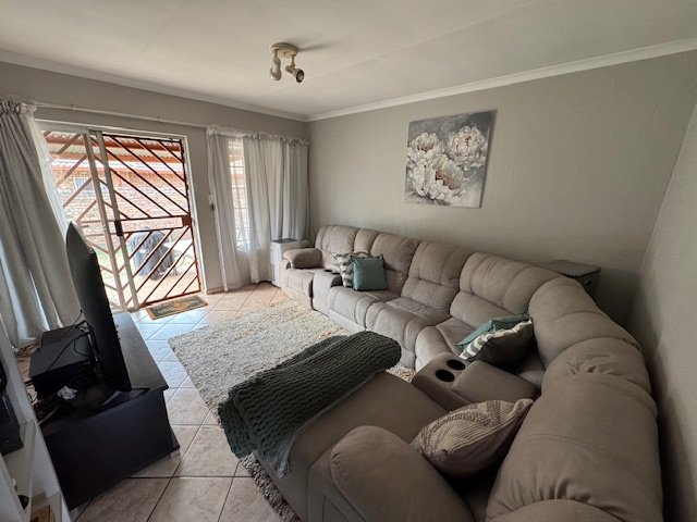 2 Bedroom Property for Sale in Amberfield Glen Gauteng