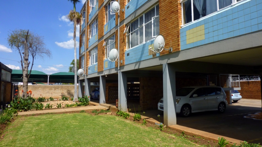 2 Bedroom Property for Sale in Gezina Gauteng