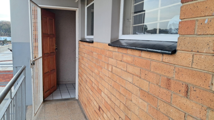 2 Bedroom Property for Sale in Gezina Gauteng