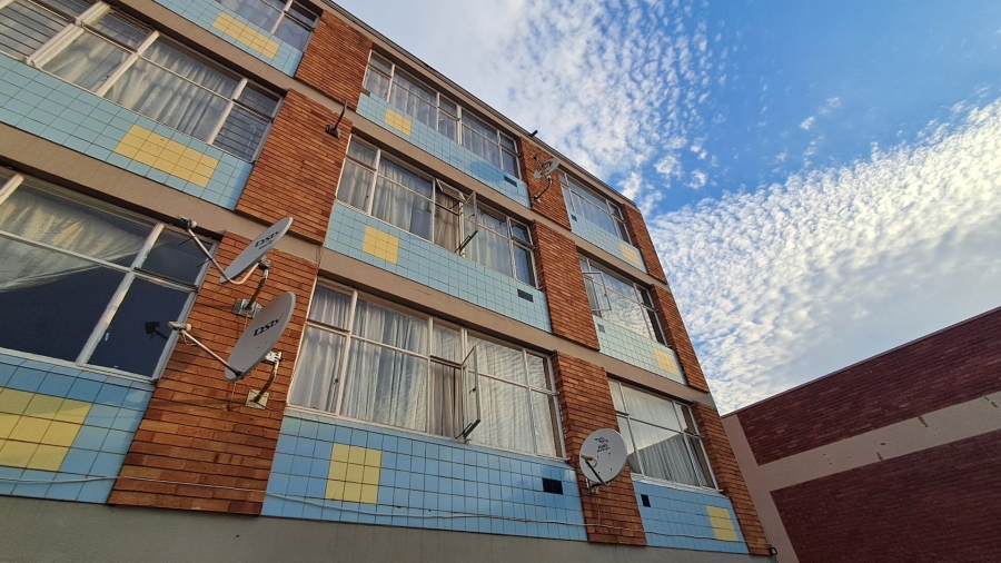 2 Bedroom Property for Sale in Gezina Gauteng