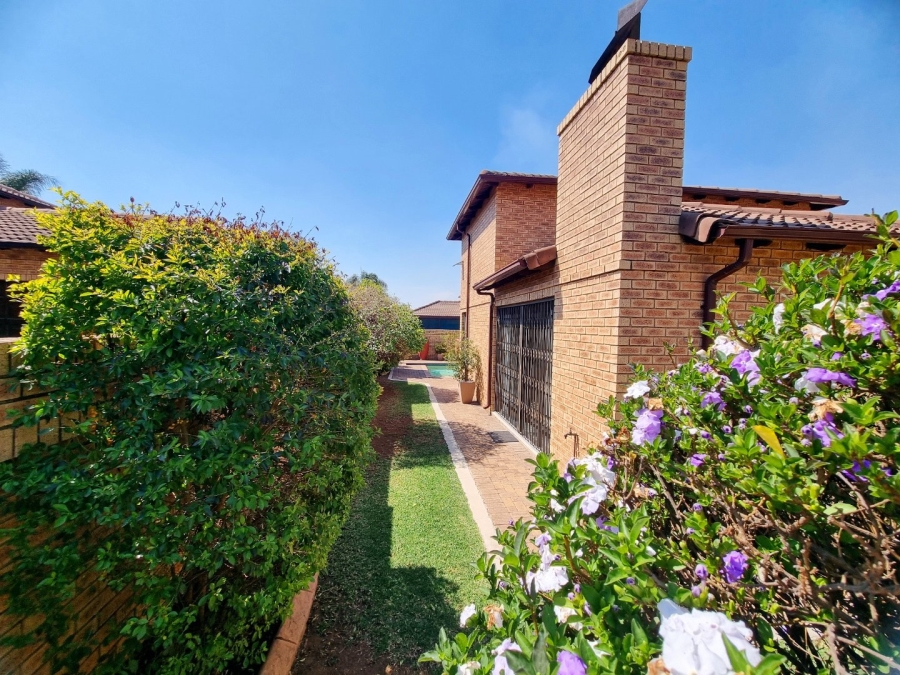 3 Bedroom Property for Sale in New Market Park Gauteng