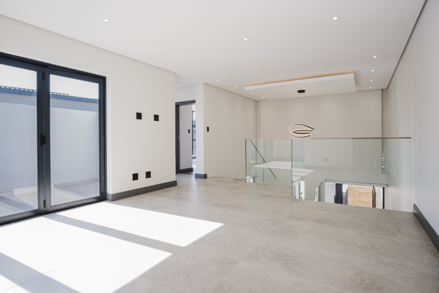 4 Bedroom Property for Sale in Eye of Africa Gauteng