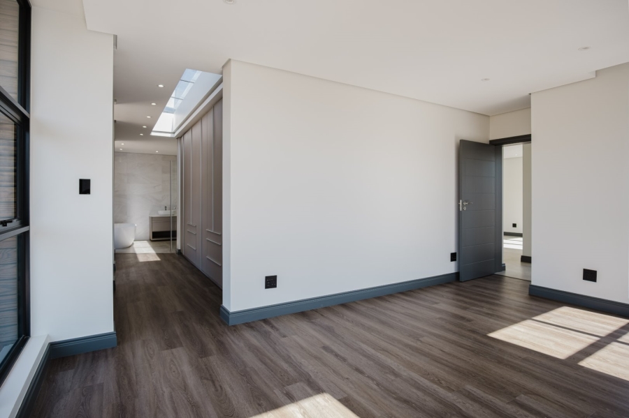 4 Bedroom Property for Sale in Eye of Africa Gauteng