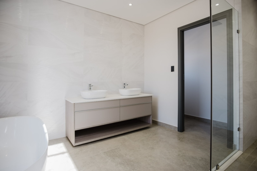 4 Bedroom Property for Sale in Eye of Africa Gauteng