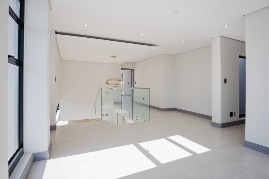 4 Bedroom Property for Sale in Eye of Africa Gauteng
