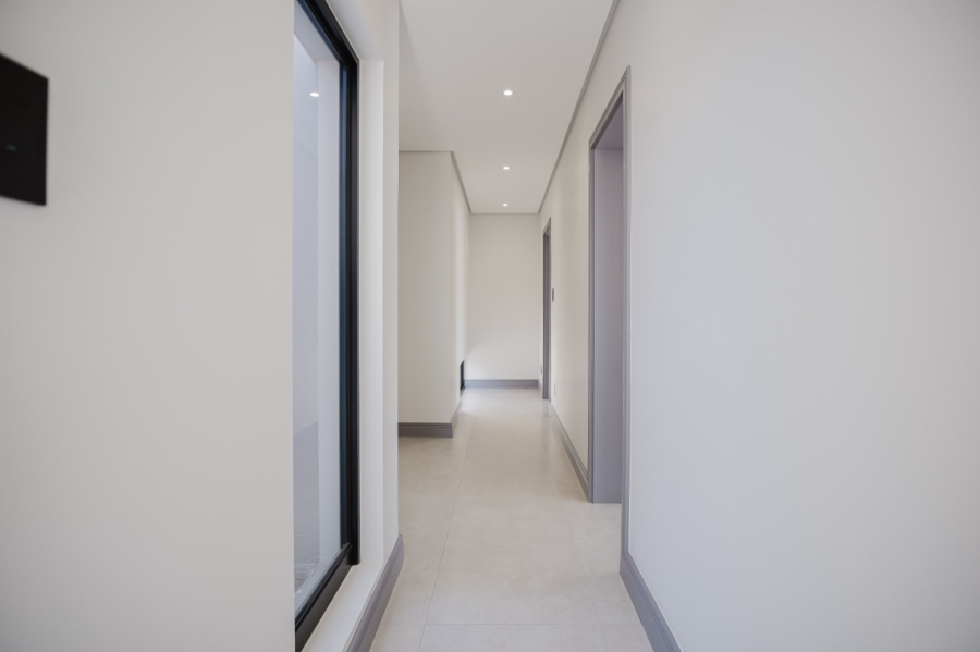 4 Bedroom Property for Sale in Eye of Africa Gauteng